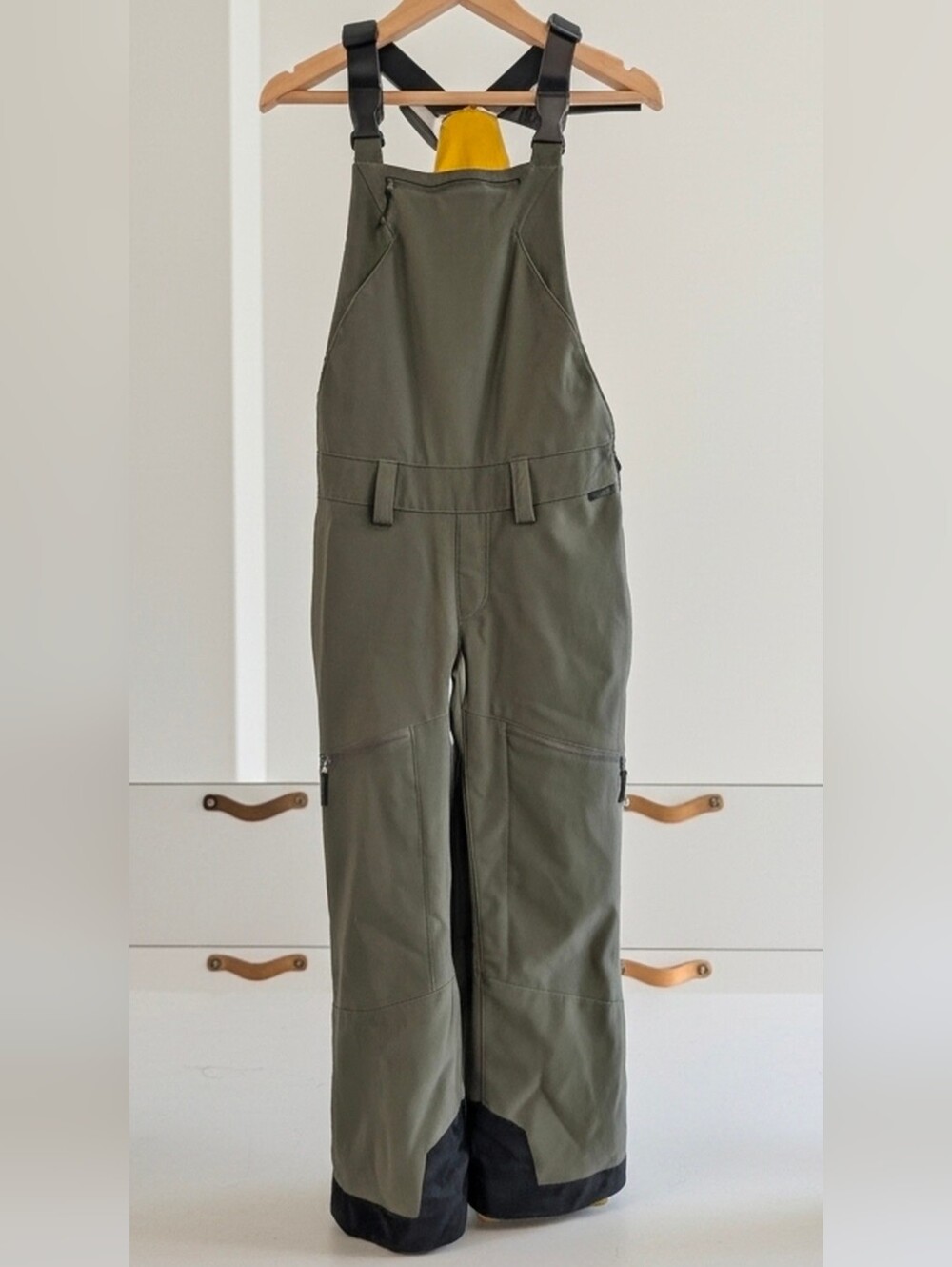 838. Body Glove Technical Snowboard Ski Overalls Bib Olive Green Men's Small